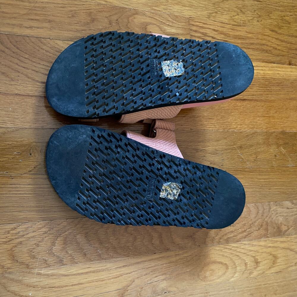 Chypre Inspired Pink Suede Sandals – Size 39 - Picture 7 of 8